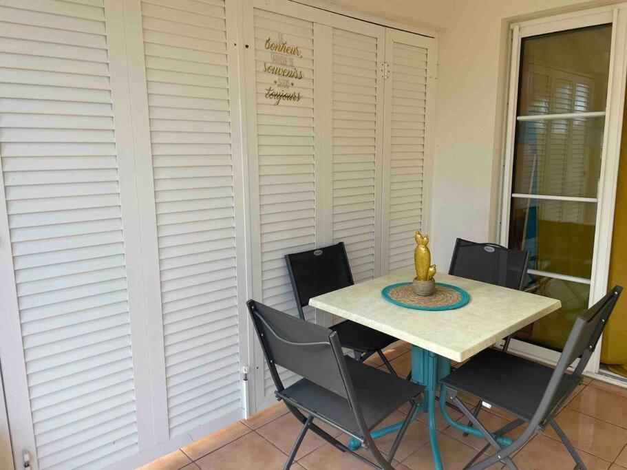 Le Mayakudja D'Or Apartment Sainte-Anne  Luaran gambar